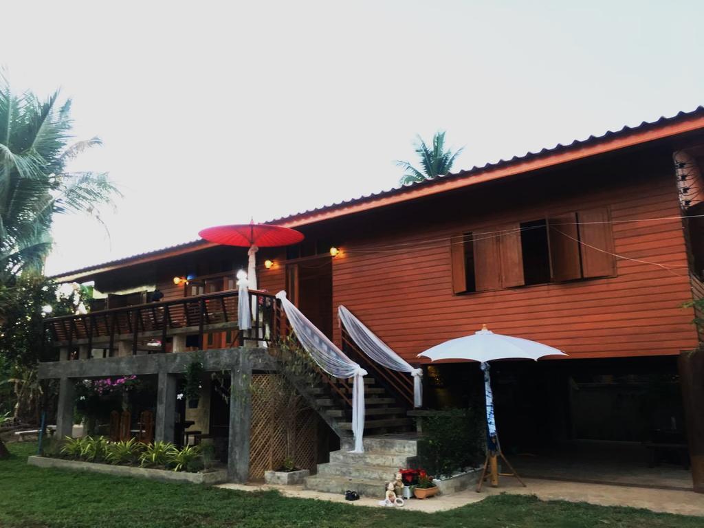 Saduemuenghomestay Phrae Dış mekan fotoğraf