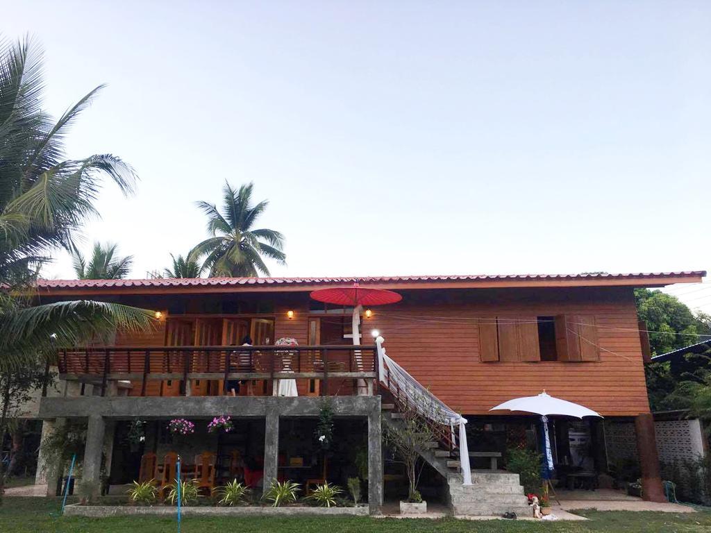 Saduemuenghomestay Phrae Dış mekan fotoğraf