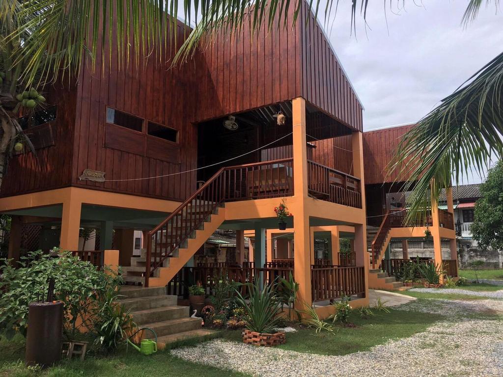 Saduemuenghomestay Phrae Dış mekan fotoğraf