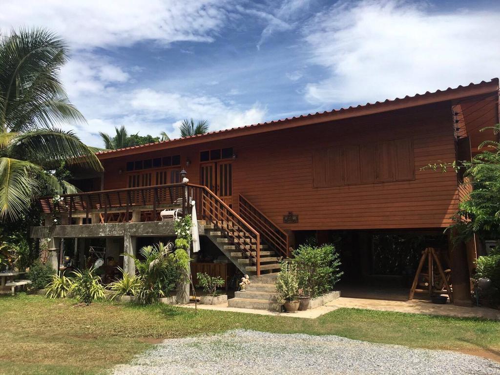 Saduemuenghomestay Phrae Dış mekan fotoğraf